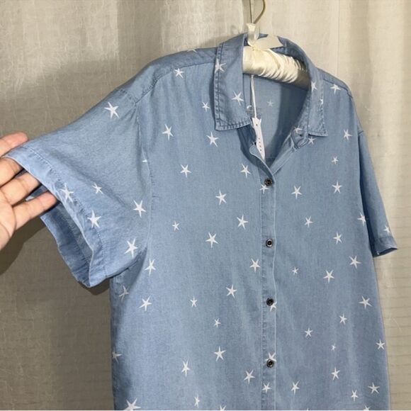 JANE + DELANCEY M-L VINTAGE WASH LIGHT BLUE WHITE STAR SHORT SLEEVE BUTTON SHIRT - Picture 5 of 11